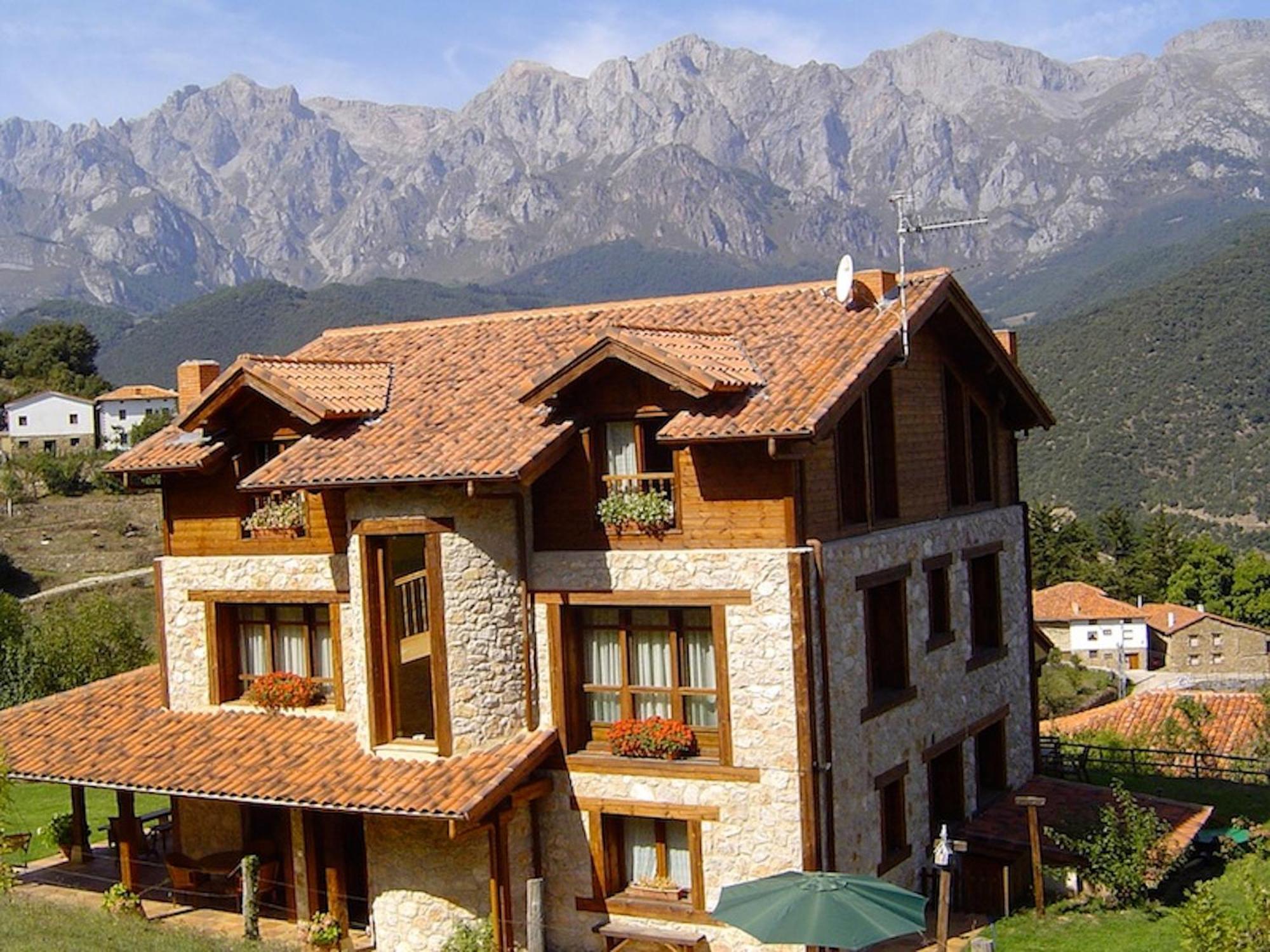Posada El Bosque Mieses Zewnętrze zdjęcie